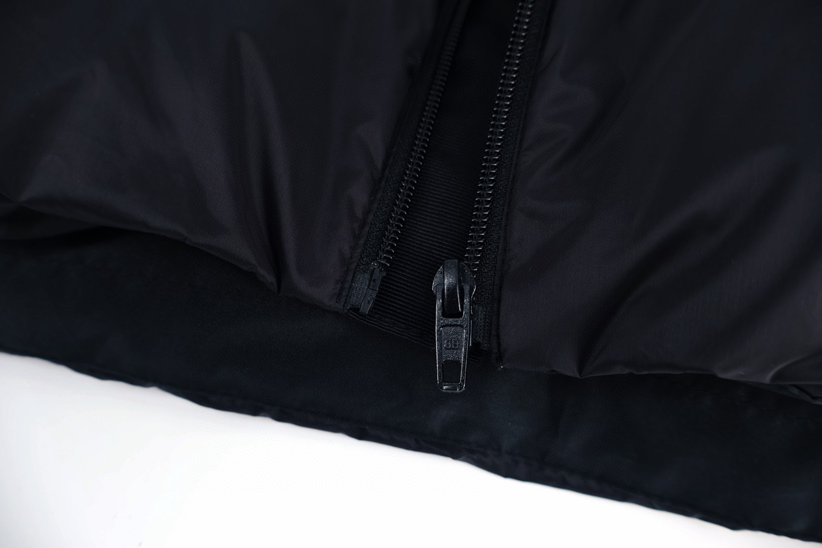 Balenciaga 巴黎世家 新圆环棉服 夹克 外套 长袖 秋冬 黑色 B5