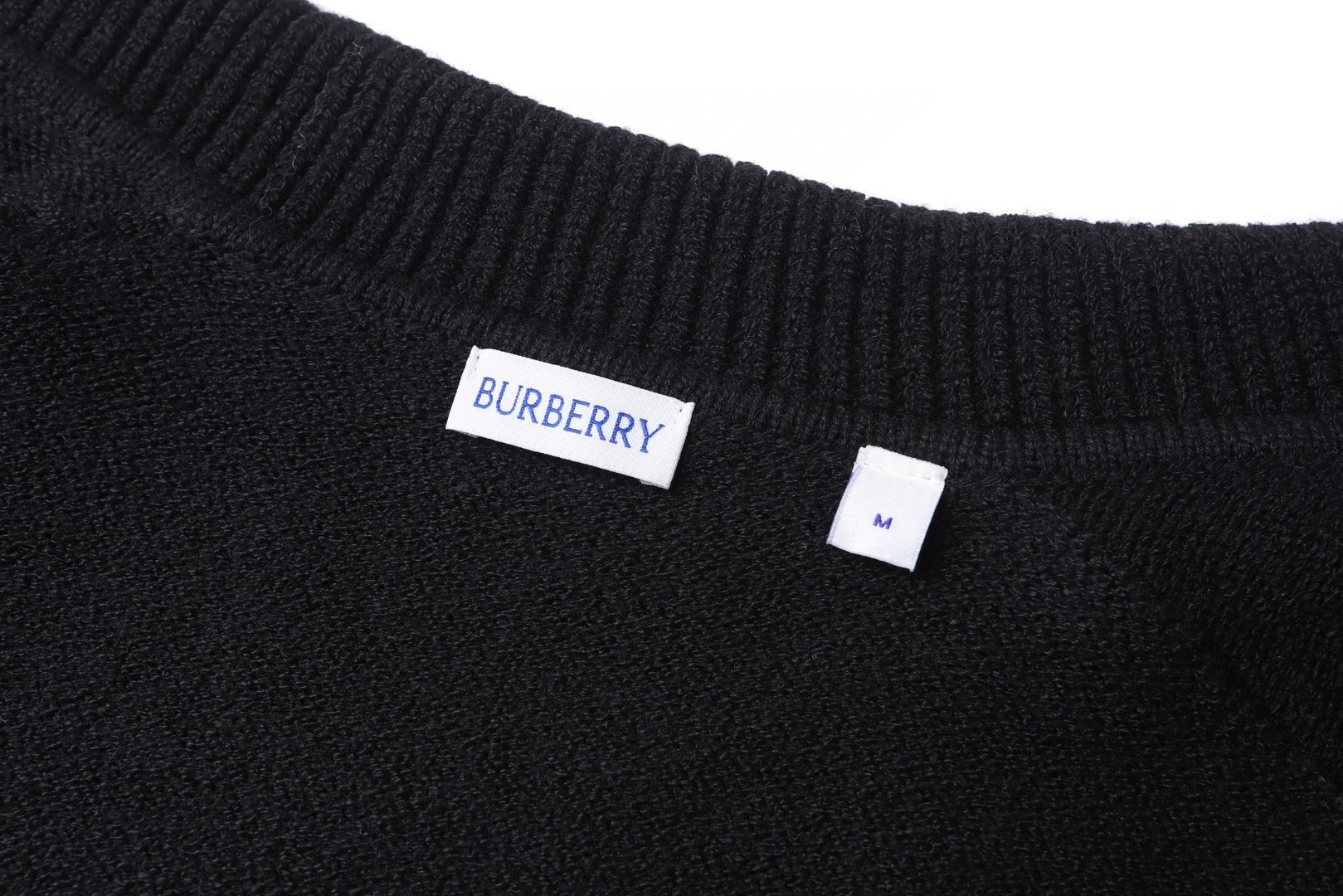 Burberry 巴宝莉 翻领纯色羊绒开衫 毛衣 外套 长袖 灰色 黑色 B0 81183191