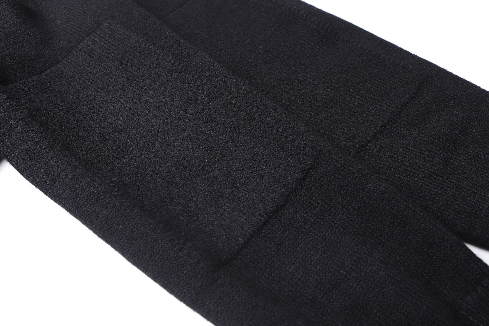 Burberry 巴宝莉 翻领纯色羊绒开衫 毛衣 外套 长袖 灰色 黑色 B0 81183191