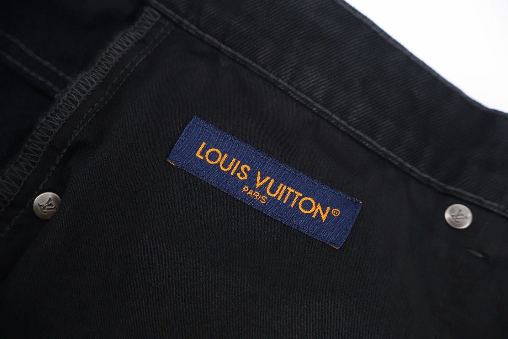 LOUIS VUITTON 路易威登 云朵磨破logo牛仔裤 长裤 裤子 黑色 B0 1AJDVK