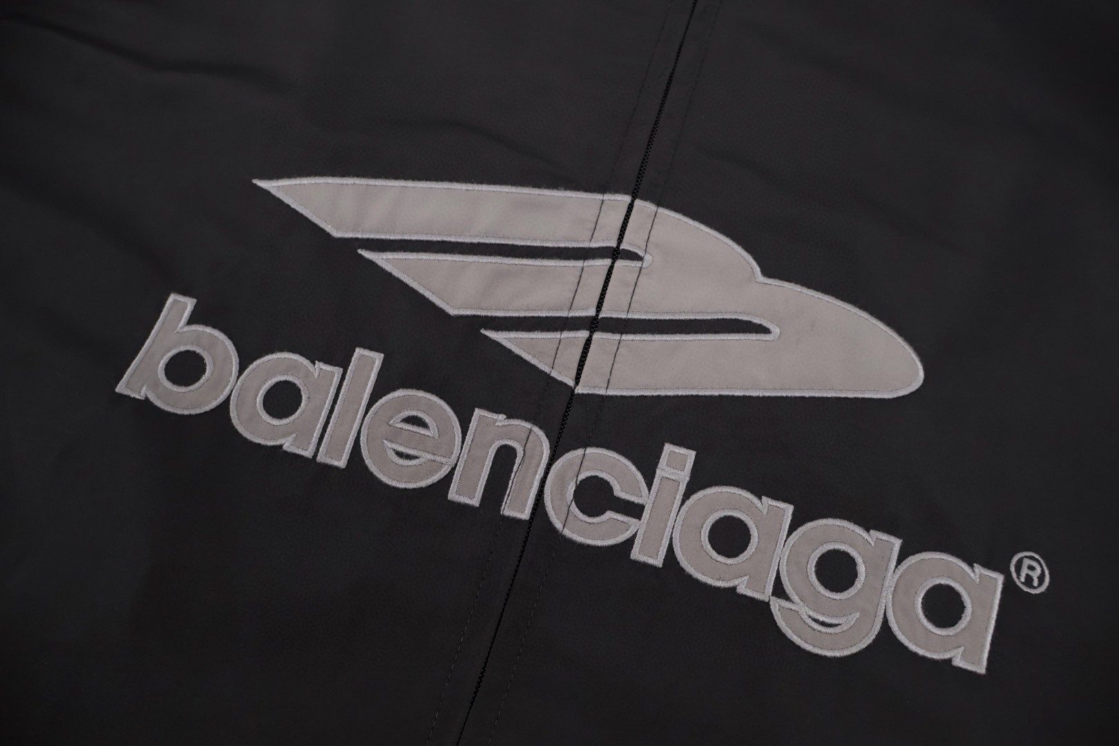 Balenciaga 巴黎世家 曼联冲锋衣 SKI滑雪系列3B刺绣运动夹克 外套 长袖 秋冬 蓝色 灰色 黑色 B0 857734TPQ386641