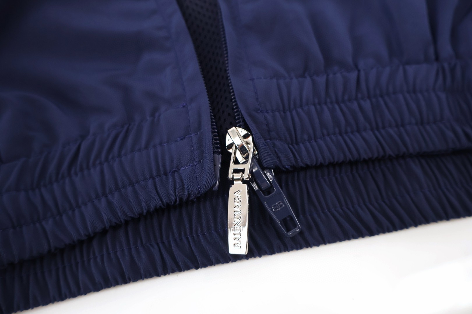 Balenciaga 巴黎世家 曼联冲锋衣 SKI滑雪系列3B刺绣运动夹克 外套 长袖 秋冬 蓝色 灰色 黑色 B0 857734TPQ386641