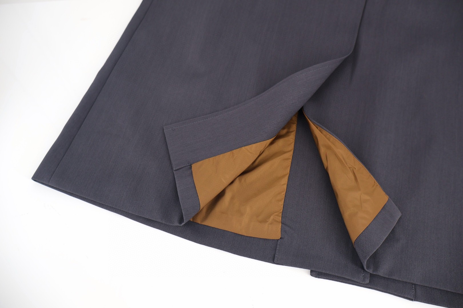 MIU MIU 缪缪 长款黄帽夹克风衣外套 C5 MS2101-17HV-F045O-S-OOO