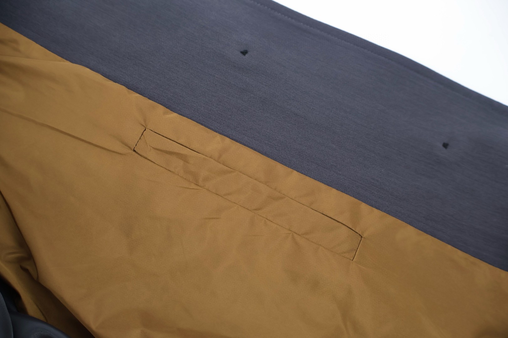 MIU MIU 缪缪 长款黄帽夹克风衣外套 C5 MS2101-17HV-F045O-S-OOO