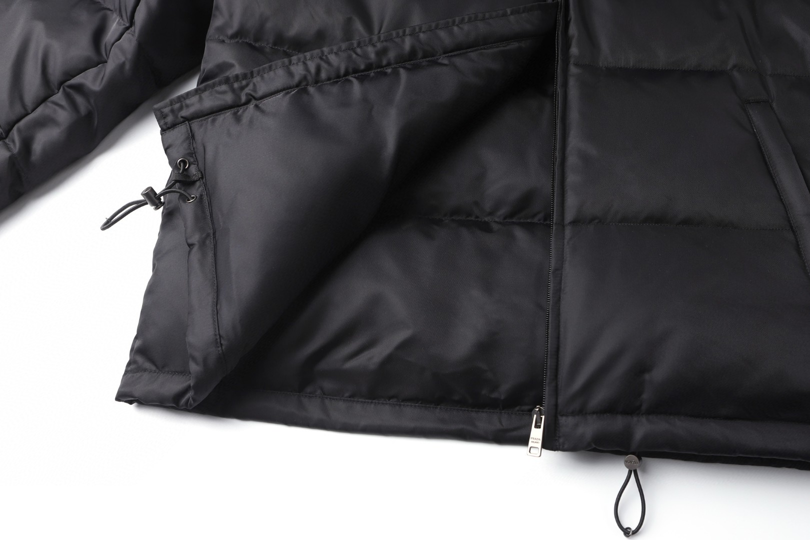 PRADA 普拉达 立领纯色拉链羽绒服 外套 黑色 保暖 C5 SGC921-11C9-F0002-S-OOO