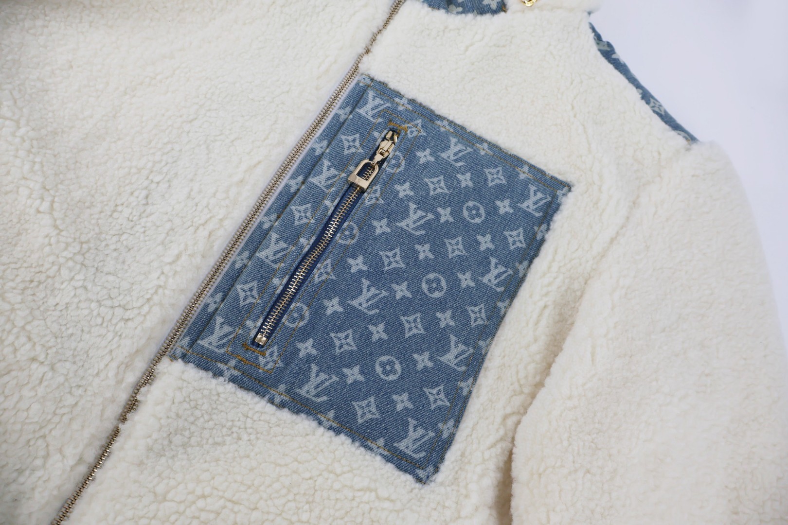 LOUIS VUITTON 路易威登 SKI系列 老花贴布羊羔毛外套 夹克 C0 1AIQQL