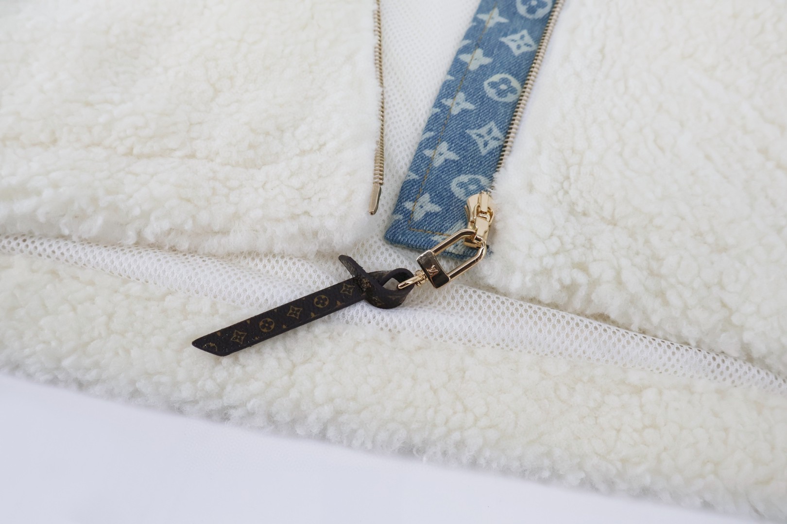 LOUIS VUITTON 路易威登 SKI系列 老花贴布羊羔毛外套 夹克 C0 1AIQQL