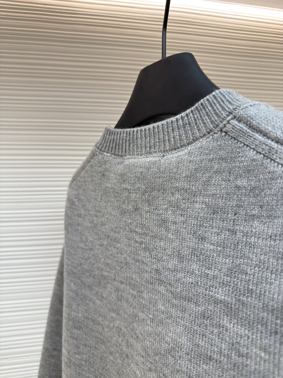 MIU MIU 缪缪 刺绣贴布毛衣开衫 针织衫 外套 长袖 灰色 A7 MMF796-13JS-F0031-S-232