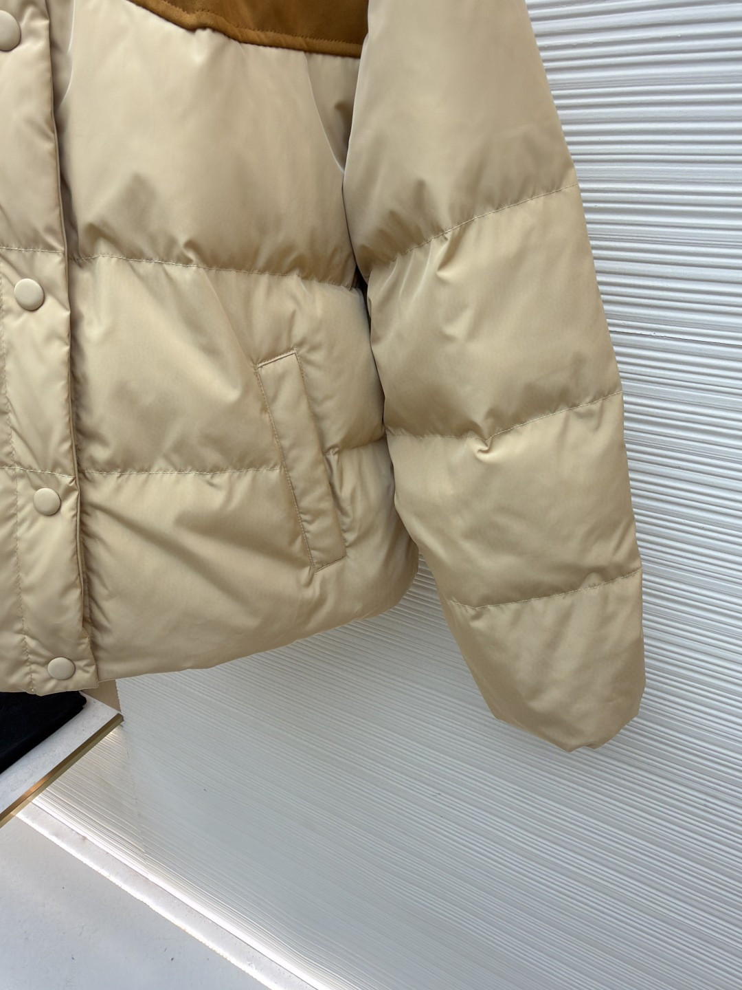 MIU MIU 缪缪 植绒拼接翻领羽绒服 外套 夹克 长袖 保暖 棕色 卡其色 C0 ML1371-18Q0-F0201-S-OOO