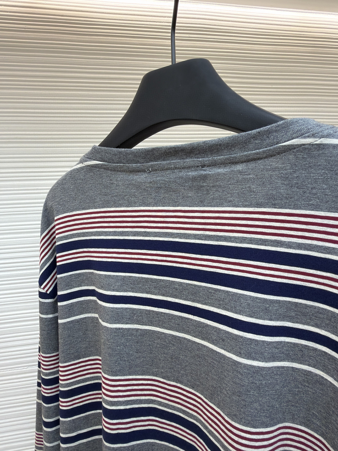 MIU MIU 缪缪 红白灰条纹圆领长袖T恤 打底衫 灰蓝色 A3 MJLA18-18ZV-F0R3S-S-OOO