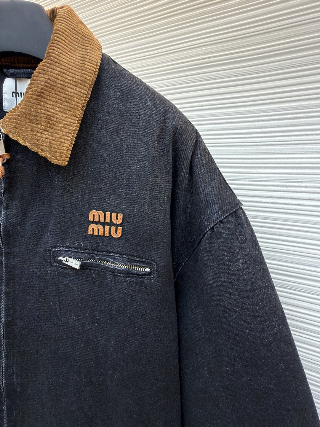 MIU MIU 缪缪 灯芯绒领牛仔棉服 外套 夹克 长袖 保暖 黑色 B5 GWB221-175P-F0002-S-OOO