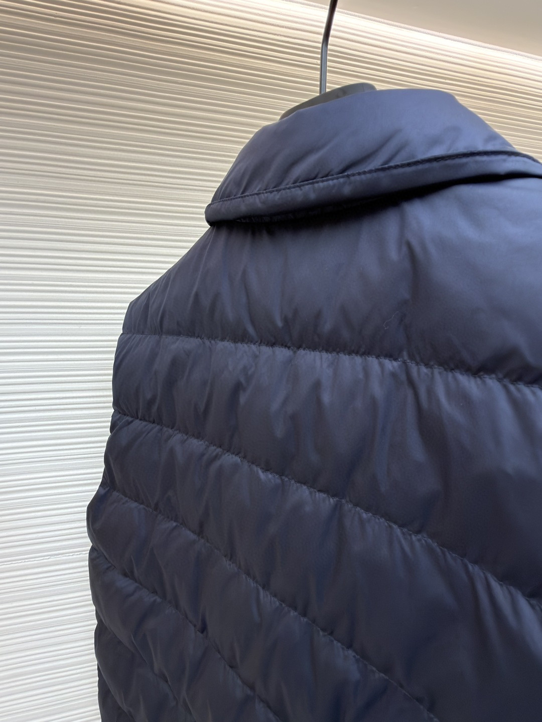 MIU MIU 缪缪 排骨羽绒服翻领马甲 背心 夹克 外套 保暖 蓝色 B5 ML1407-158A-F0008-S-OOO