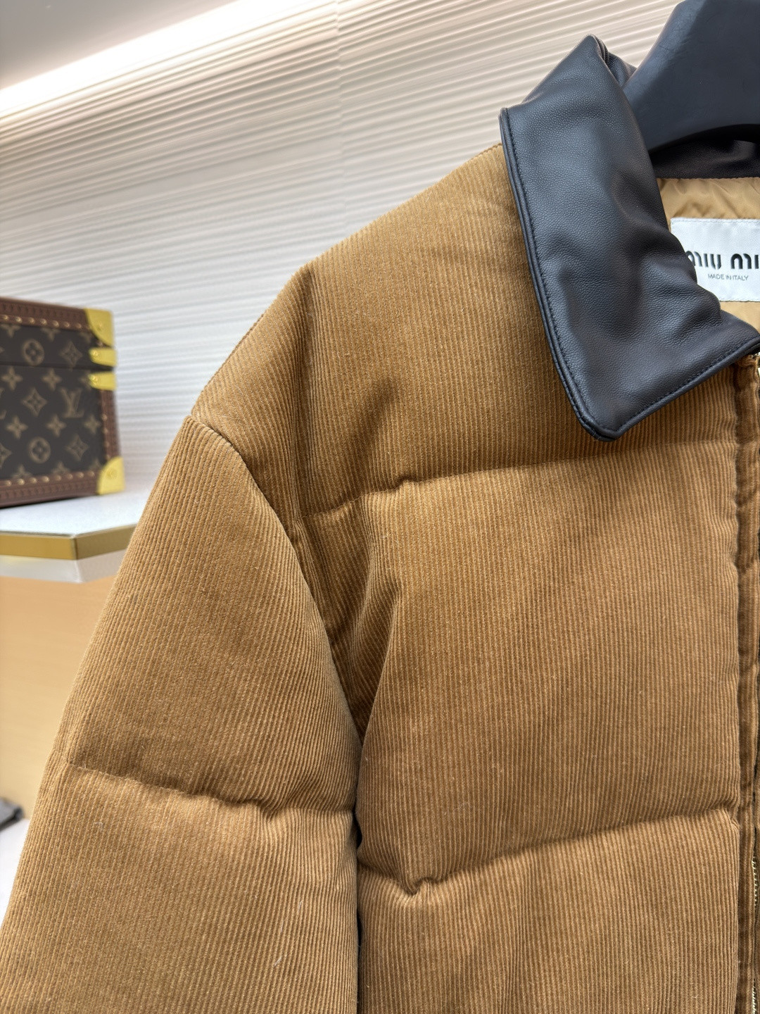 MIU MIU 缪缪 皮领贴布绣灯芯绒羽绒服 外套 夹克 长袖 保暖 卡其棕 C5 ML1321-179R-F0594-S-OOO