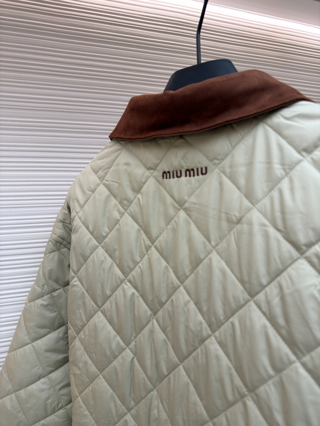 MIU MIU 缪缪 菱格绣花外套 夹克 米色 黑色 B5 ML1311-17OO-F0036-S-OOO