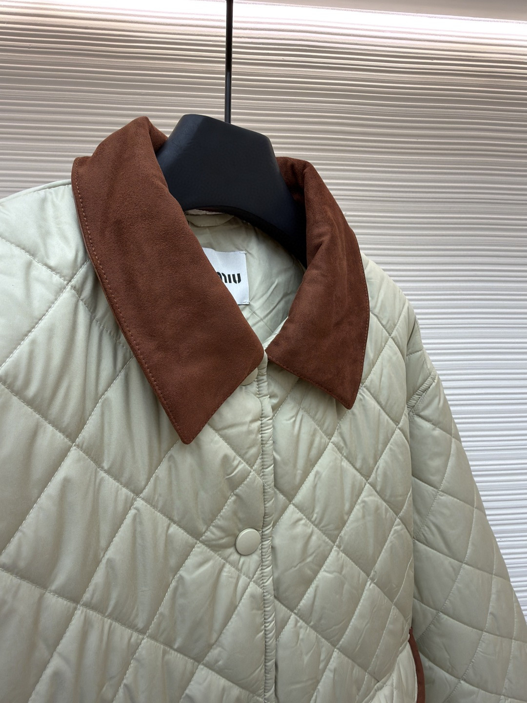 MIU MIU 缪缪 菱格绣花外套 夹克 米色 黑色 B5 ML1311-17OO-F0036-S-OOO