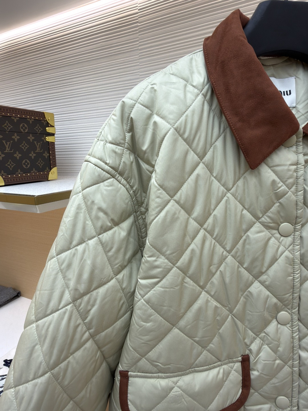 MIU MIU 缪缪 菱格绣花外套 夹克 米色 黑色 B5 ML1311-17OO-F0036-S-OOO