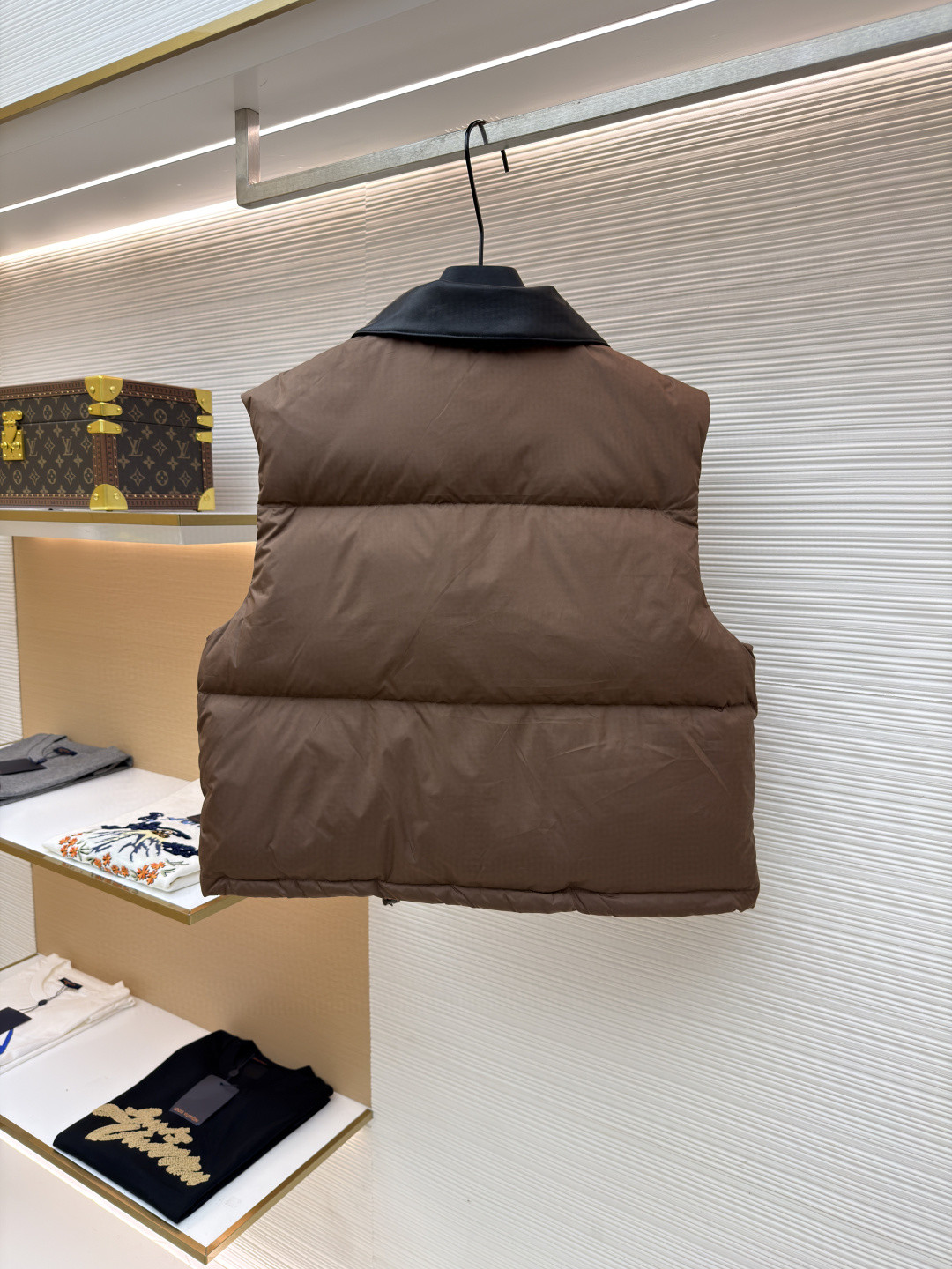 MIU MIU 缪缪 羽绒马甲 背心 夹克 外套 保暖 黑色 棕色 B5 ML1308-15WX-F0161-S-OOO