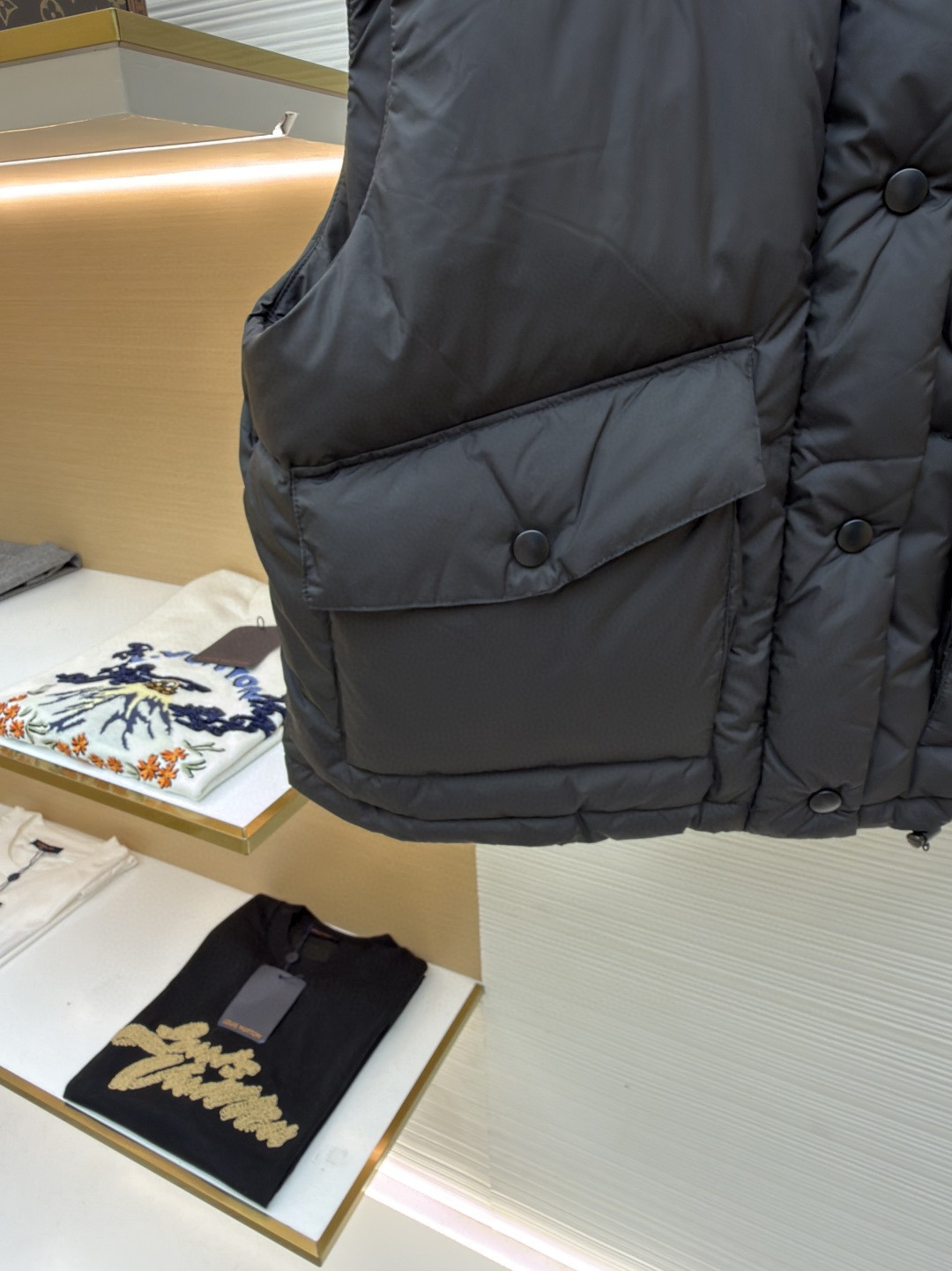 MIU MIU 缪缪 羽绒马甲 背心 夹克 外套 保暖 黑色 棕色 B5 ML1308-15WX-F0161-S-OOO