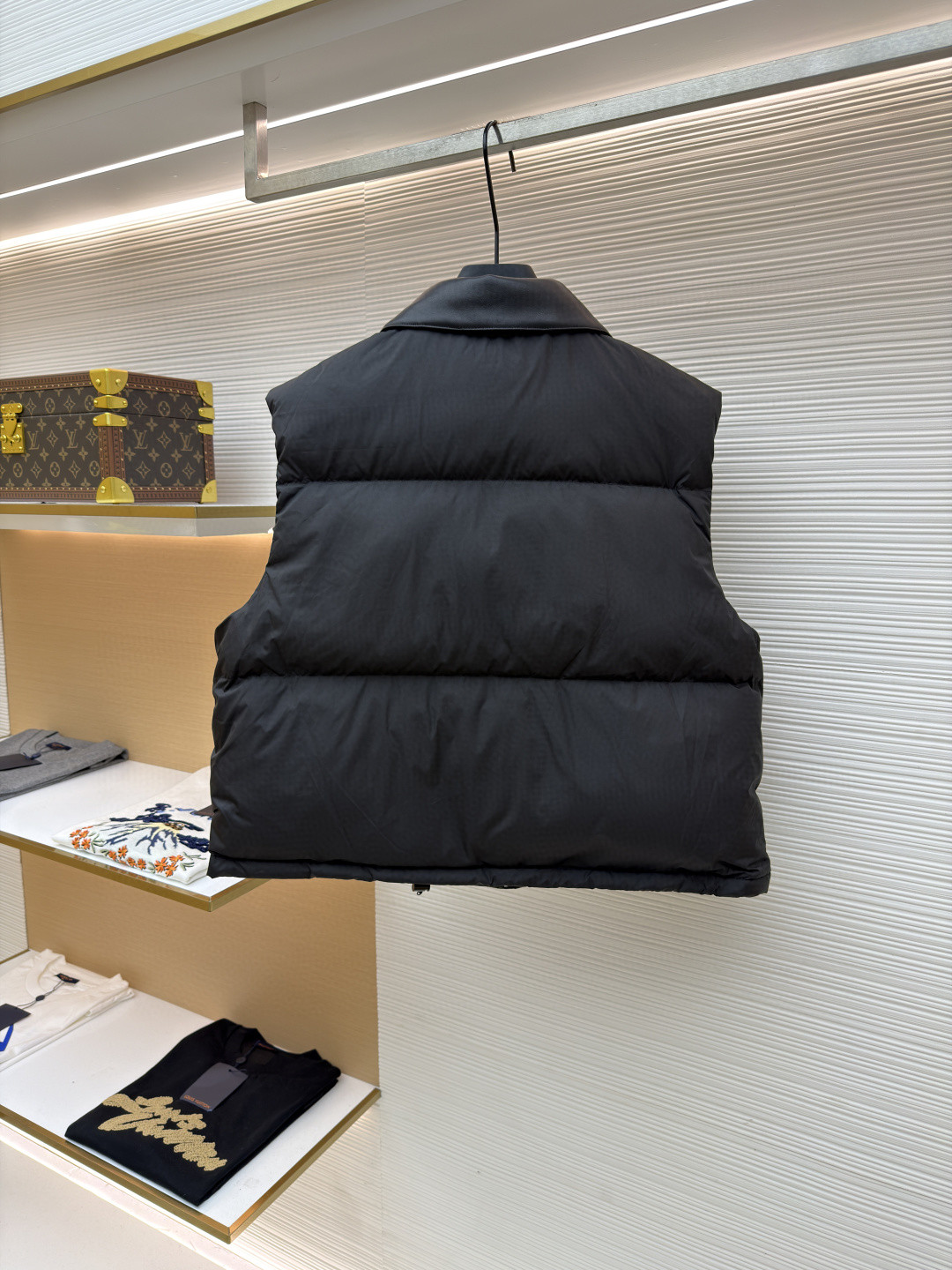 MIU MIU 缪缪 羽绒马甲 背心 夹克 外套 保暖 黑色 棕色 B5 ML1308-15WX-F0161-S-OOO