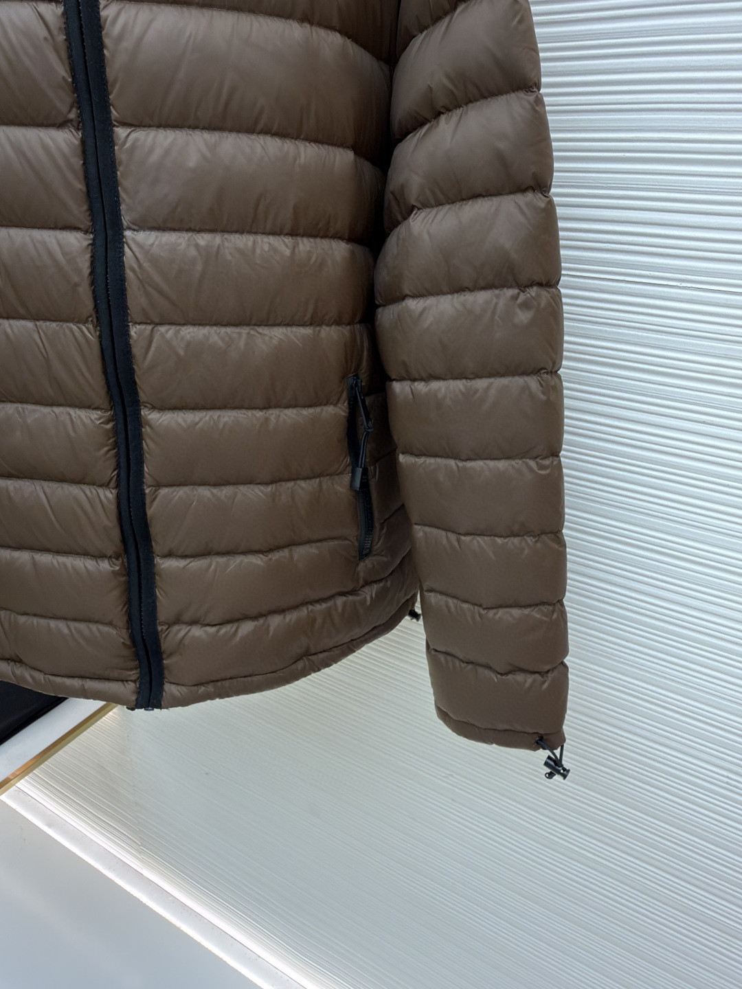 MIU MIU 缪缪 连帽外套羽绒服 夹克 长袖 保暖 棕色 黑色 C0 