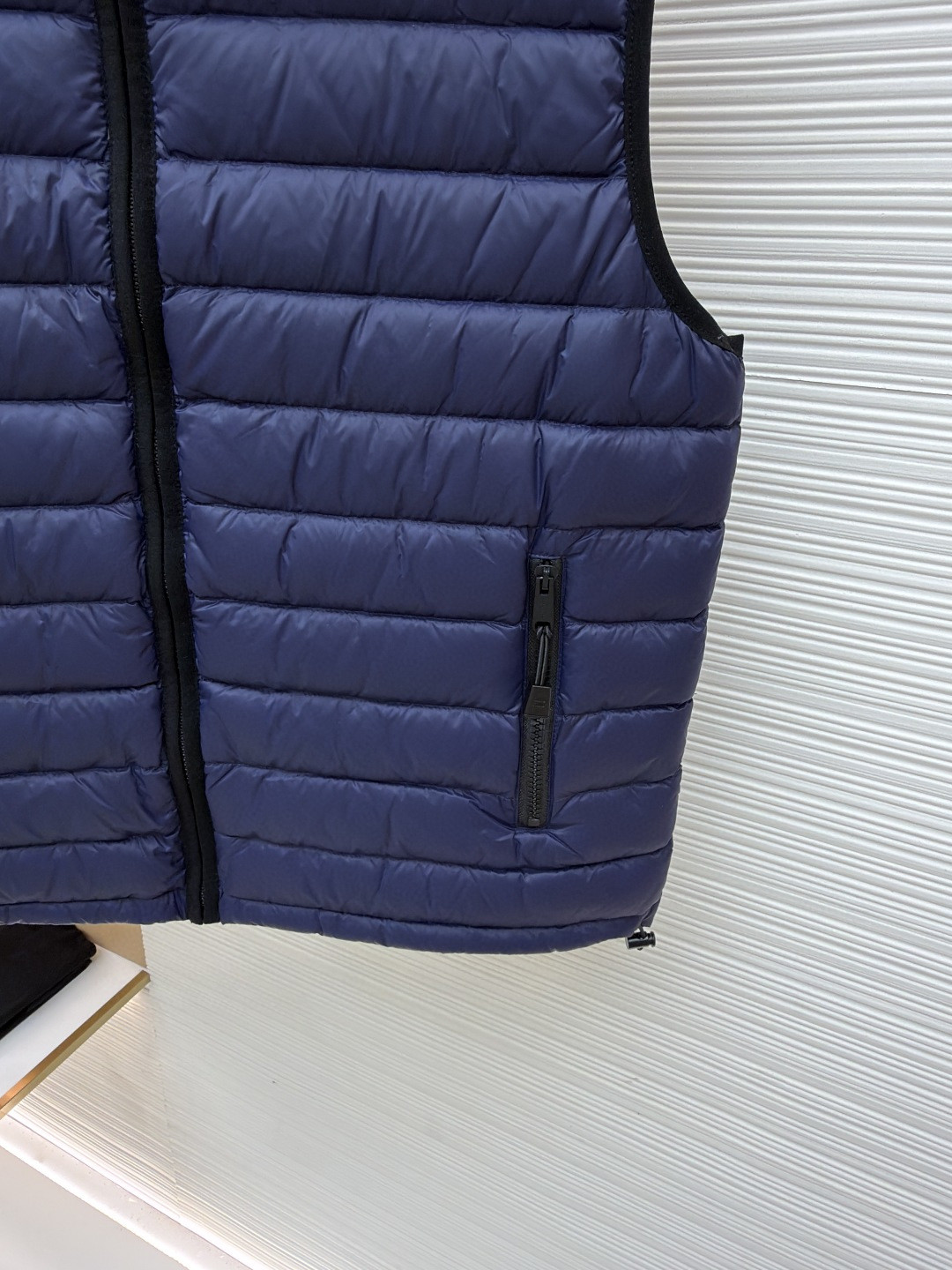 MIU MIU 缪缪 刺绣羽绒马甲 背心 夹克 外套 保暖 蓝色 B5 ML1345-1754-F0008-S-OOO