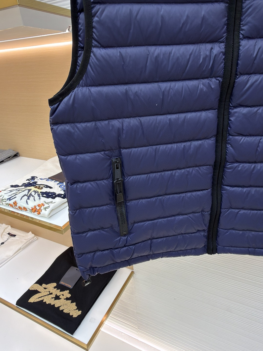 MIU MIU 缪缪 刺绣羽绒马甲 背心 夹克 外套 保暖 蓝色 B5 ML1345-1754-F0008-S-OOO