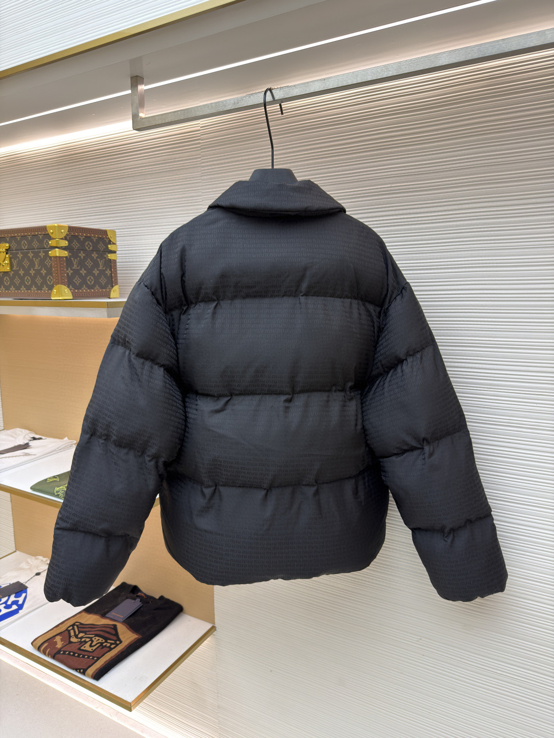 MIU MIU 缪缪 提花满印翻领羽绒服 夹克 外套 长袖 保暖 灰色 黑色 C0 ML1082-15PR-F0002-S-OOO