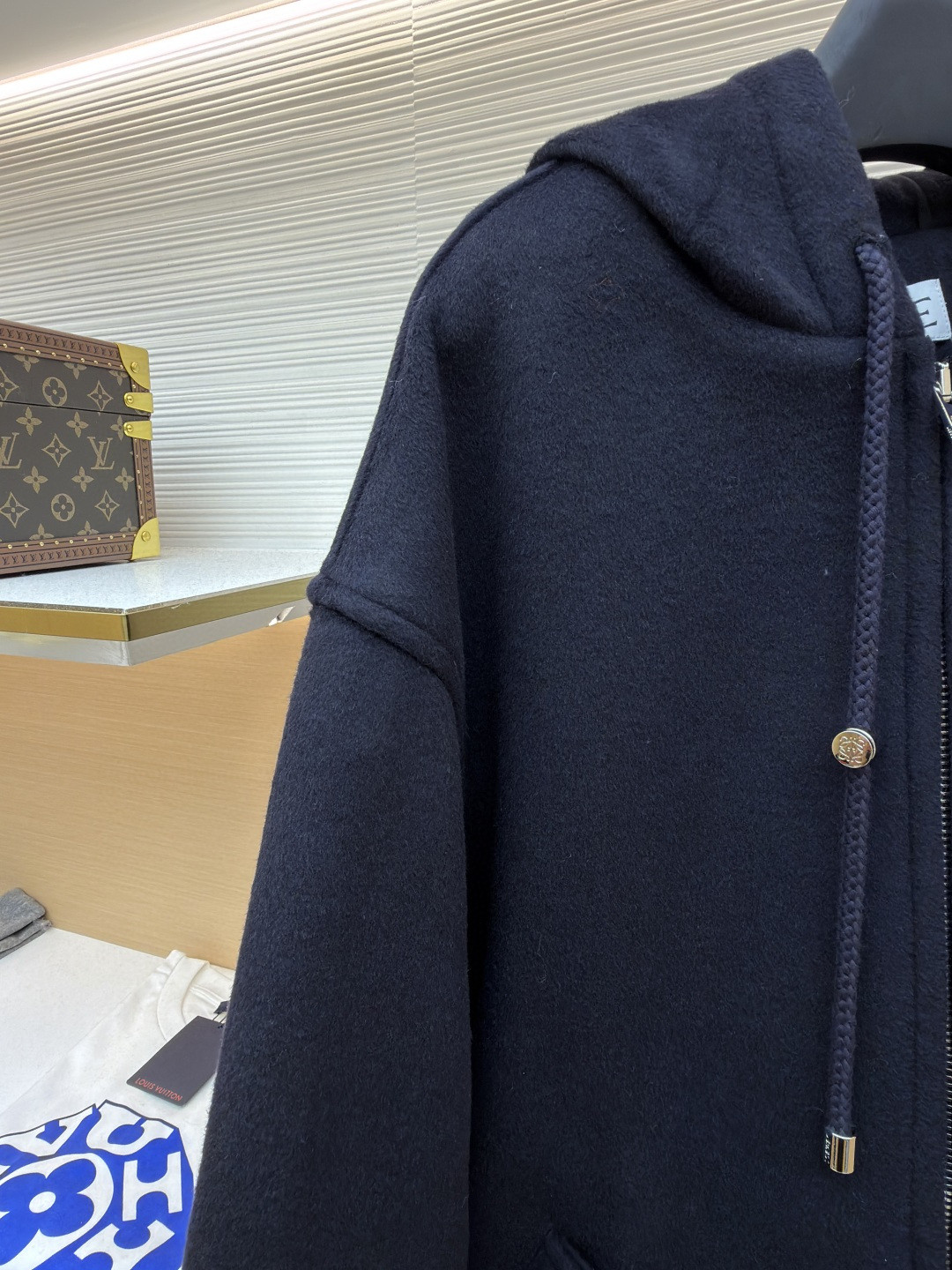 LOEWE 罗意威 皮标连帽长款大衣 外套 长袖 藏蓝色 C0 