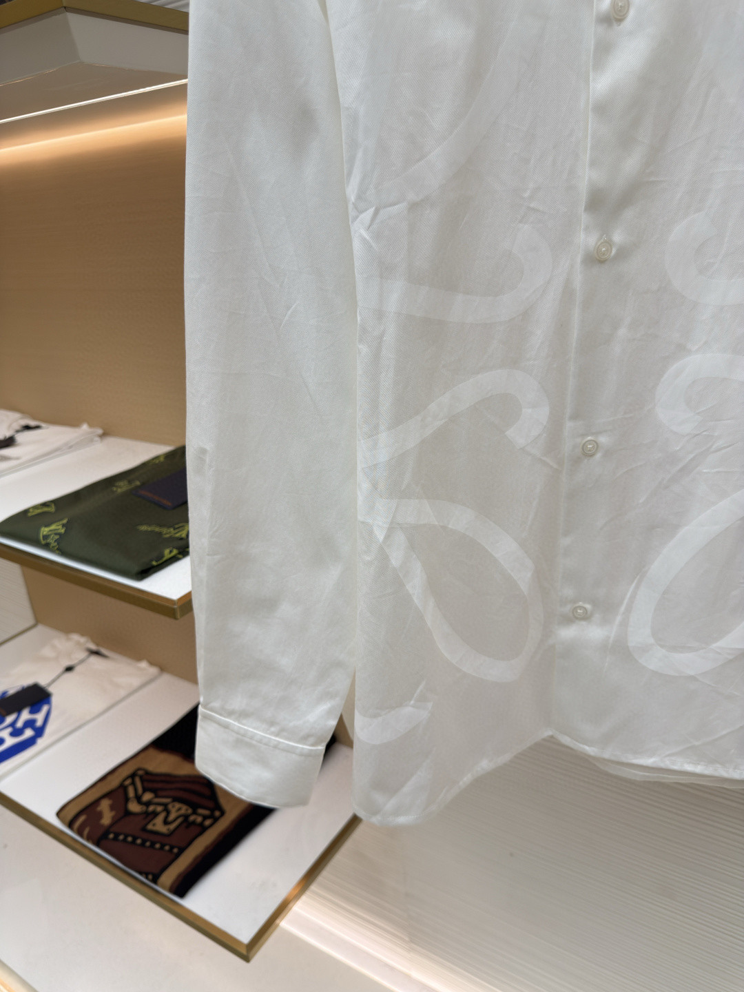 LOEWE 罗意威 暗花标识翻领衬衫 外套 长袖 白色 黑色 A5 H526Y05WEO-2100