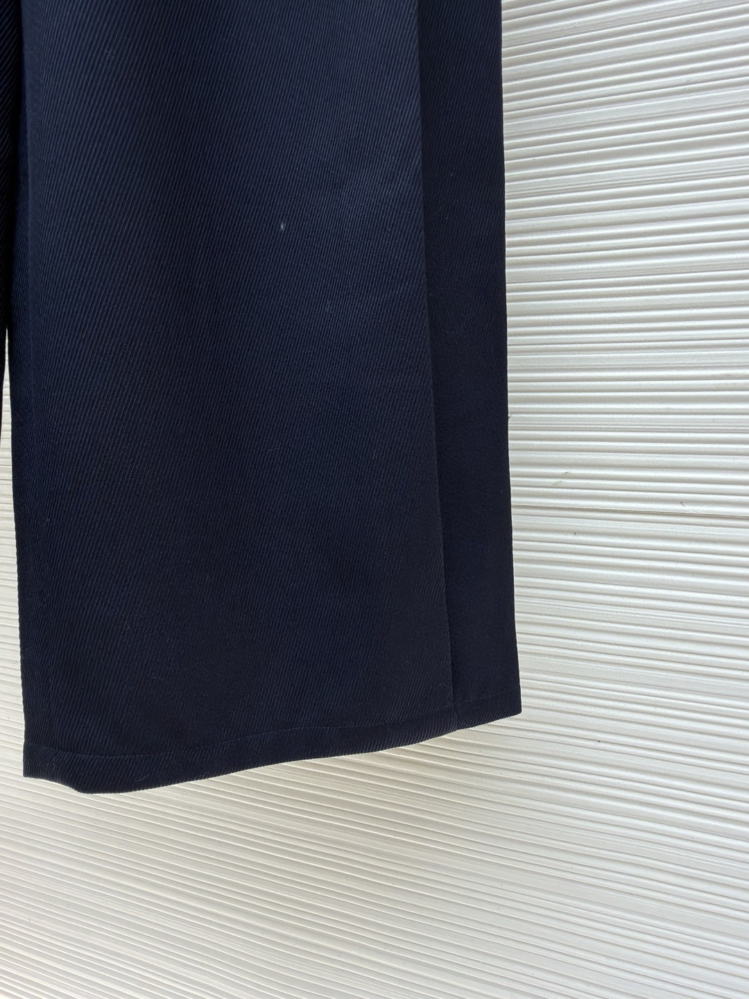 Loewe 罗意威 皮革直筒羊毛西裤 长裤 休闲裤 裤子 藏蓝色 B5 H526Y04WJ4-5190