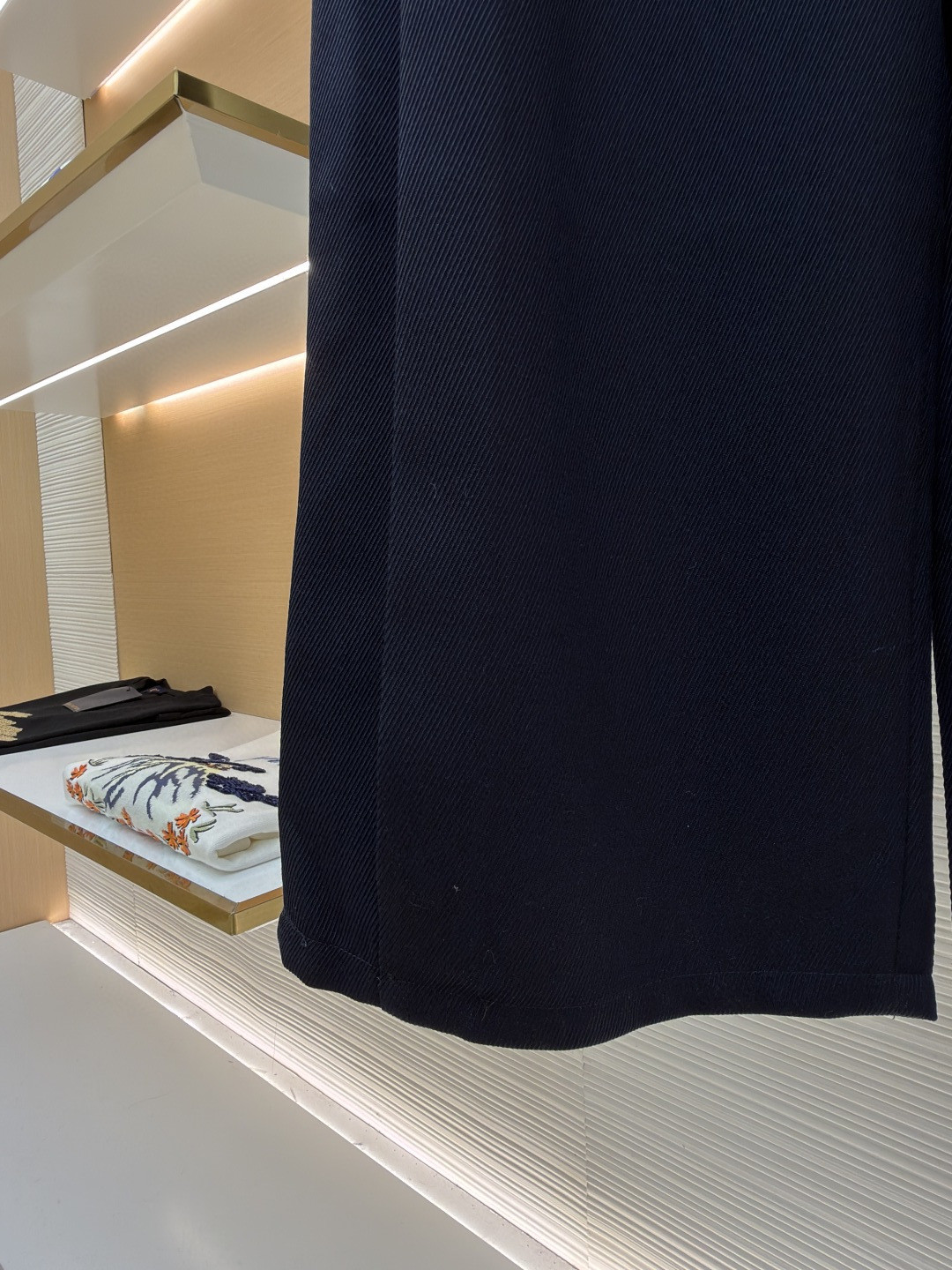 Loewe 罗意威 皮革直筒羊毛西裤 长裤 休闲裤 裤子 藏蓝色 B5 H526Y04WJ4-5190