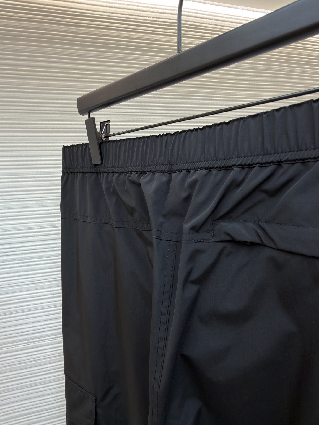 Loewe 罗意威 On 联名机能运动长裤 休闲裤 长裤 裤子 黑色 A7 H929Y04X04-1100