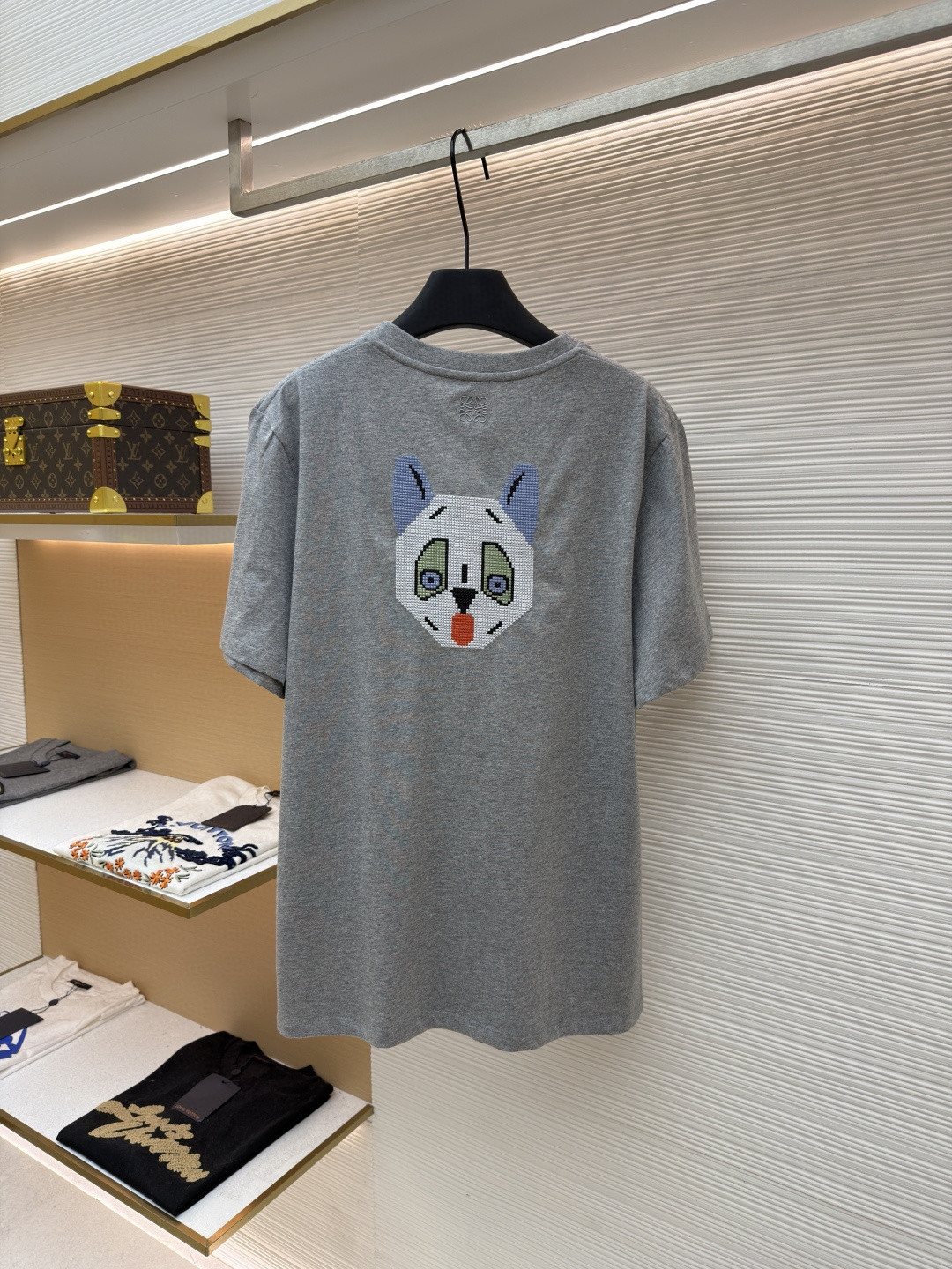 Loewe 罗意威 白猫花灰圆领短袖 T恤 圆领 夏季 灰色 A0 S359AJ2X02-1440