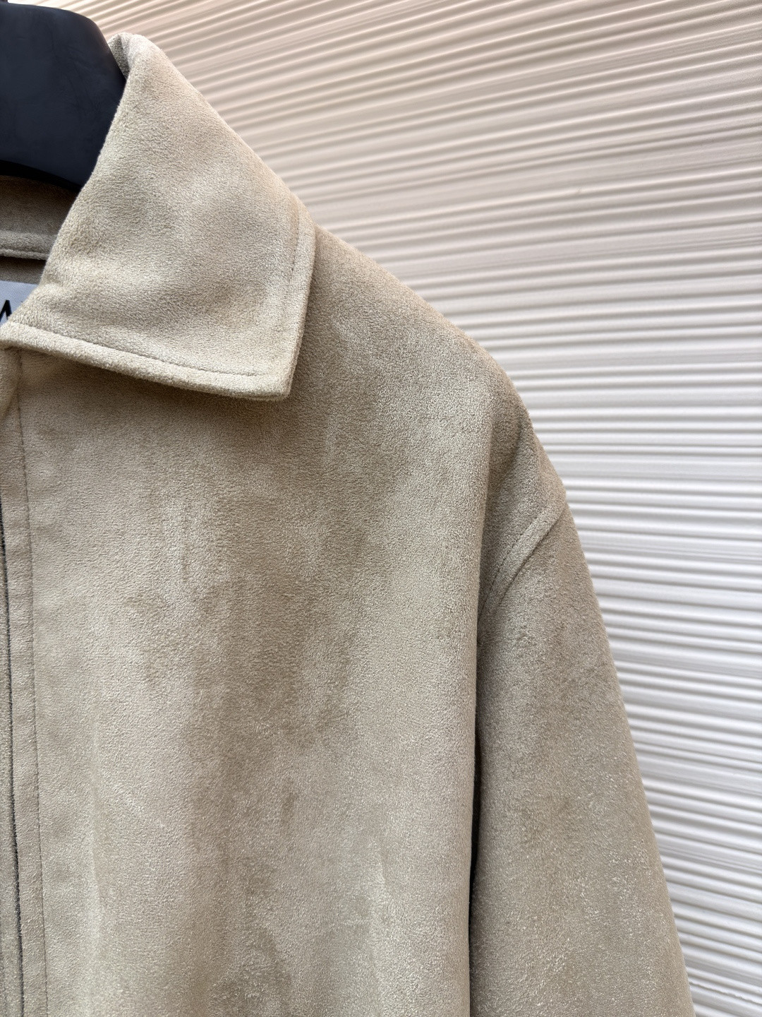 LOEWE 罗意威 Louis Wain 联名 麂皮褶裥腰带皮衣 外套 夹克 长袖 米色 B5 S540Y34L58-2210