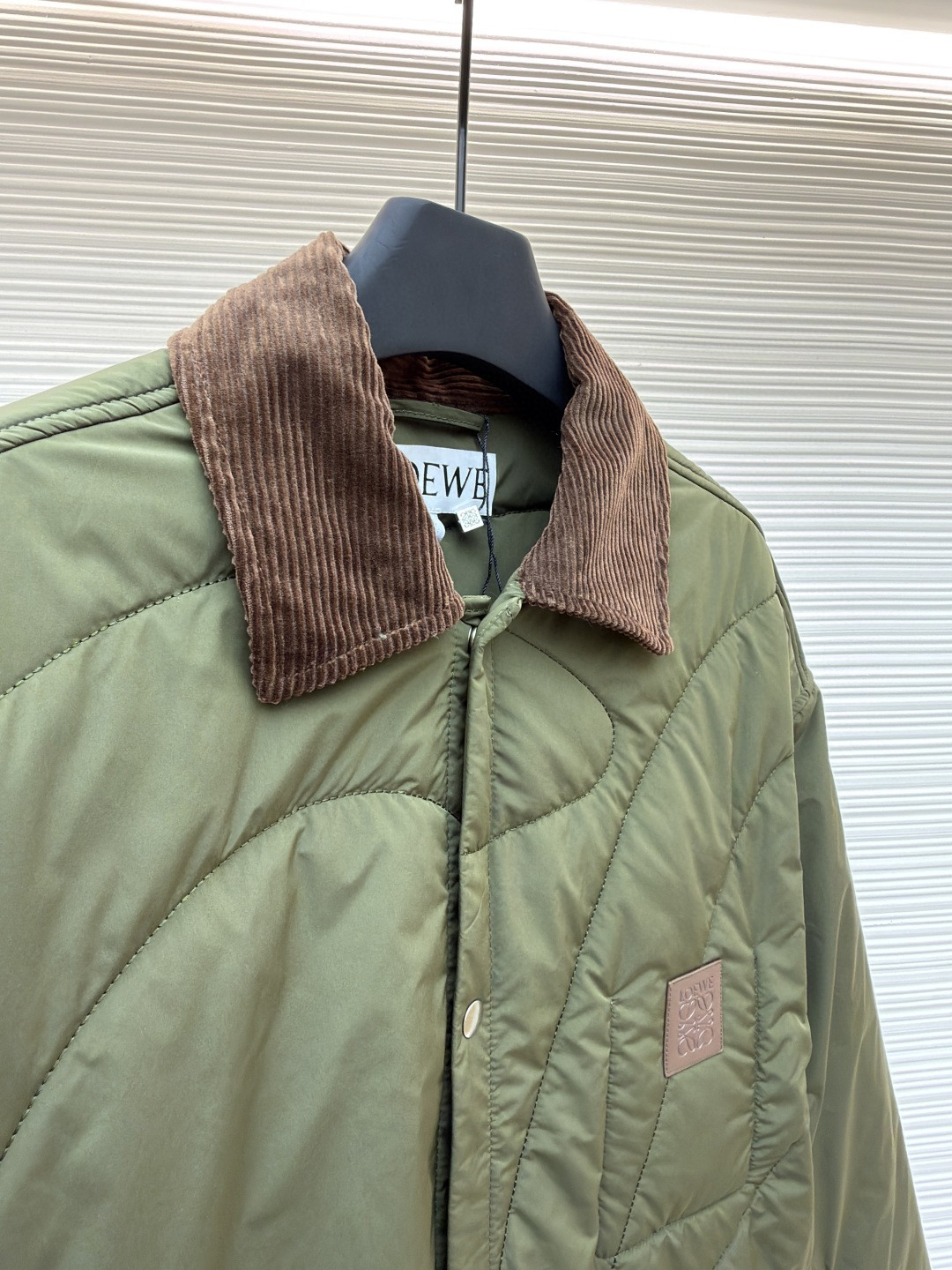 LOEWE 罗意威 棕绒领绗花棉服 外套 夹克 长袖 绿色 C0 H526Y02X43-4160