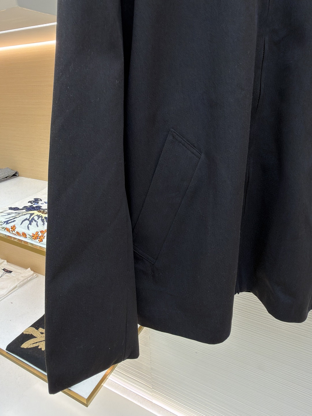 LOEWE 罗意威 垂感后背褶皱拉链外套 夹克 长袖 黑色 B0 H526Y02WBB-1100