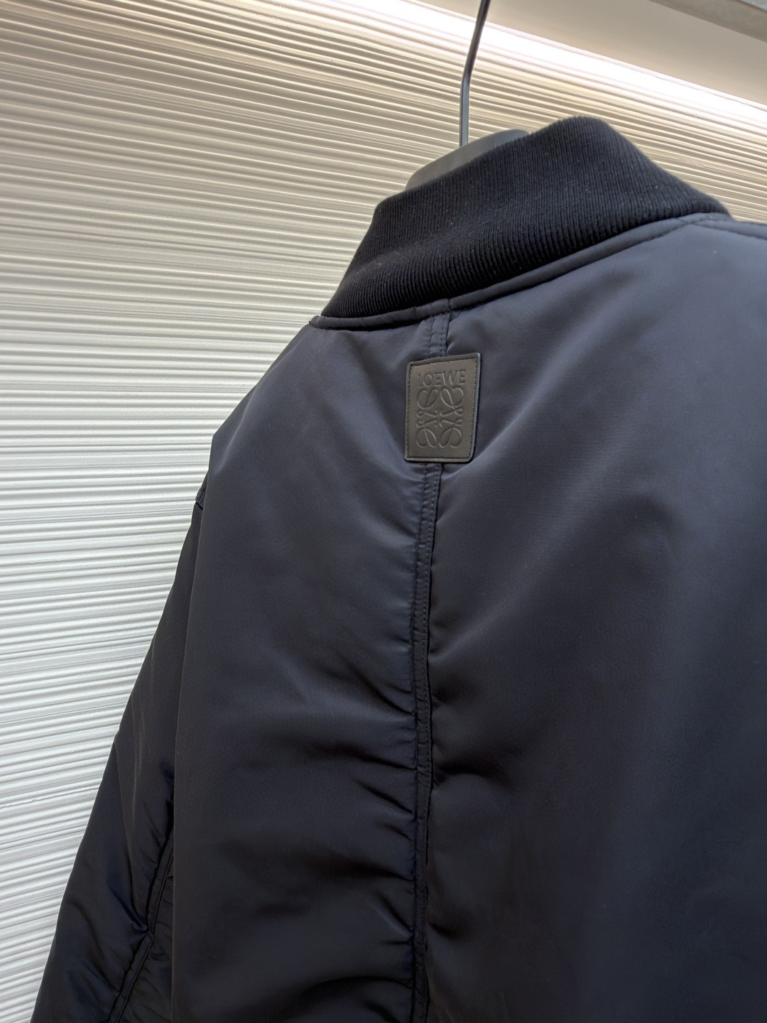 LOEWE 罗意威 钩扣飞行员棉服 棒球服 外套 夹克 长袖 黑色 B0 H526Y02WBW1100
