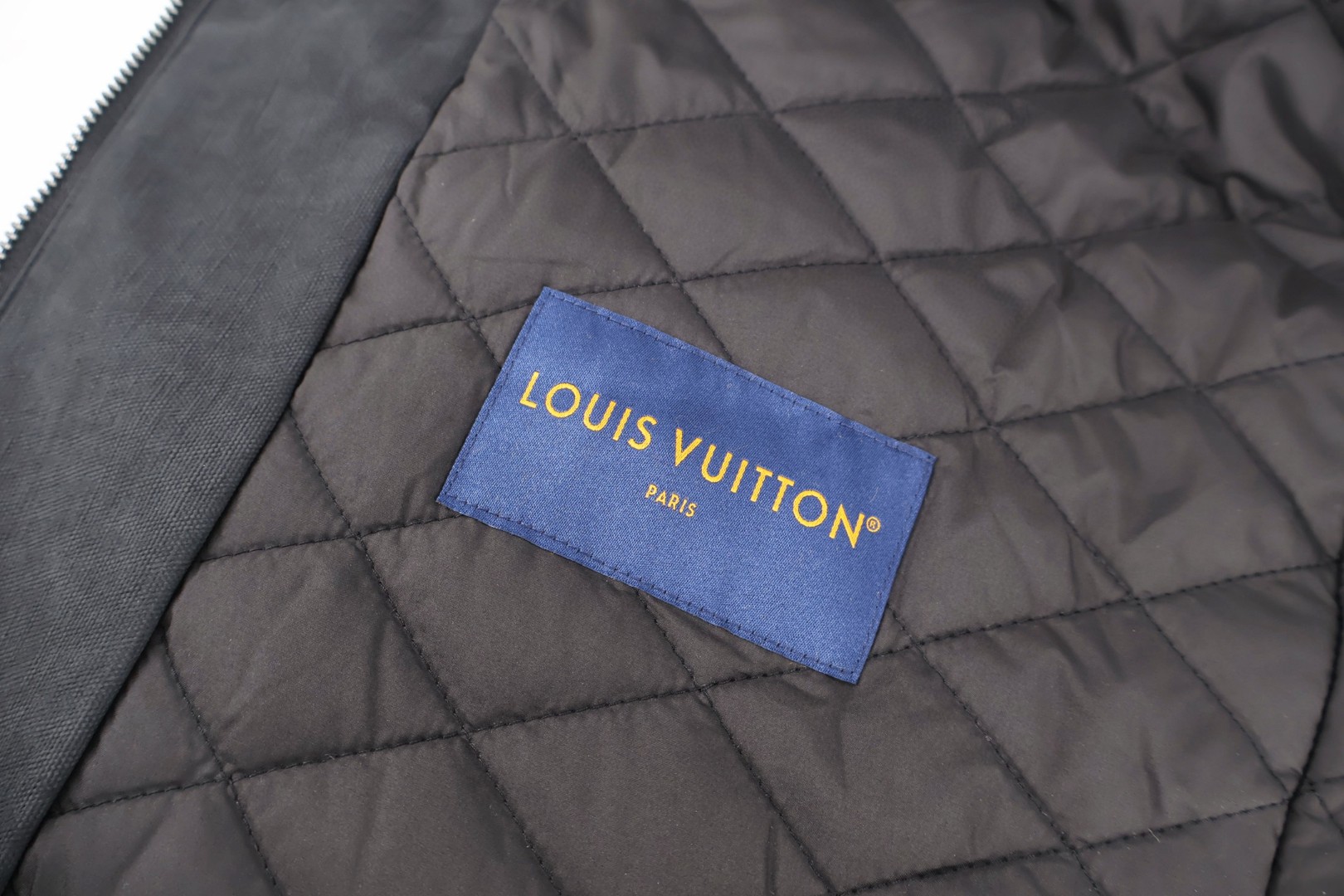 LOUIS VUITTON 路易威登 格纹立领棉服 外套 保暖 长袖 驼色 C5 1AJBDB