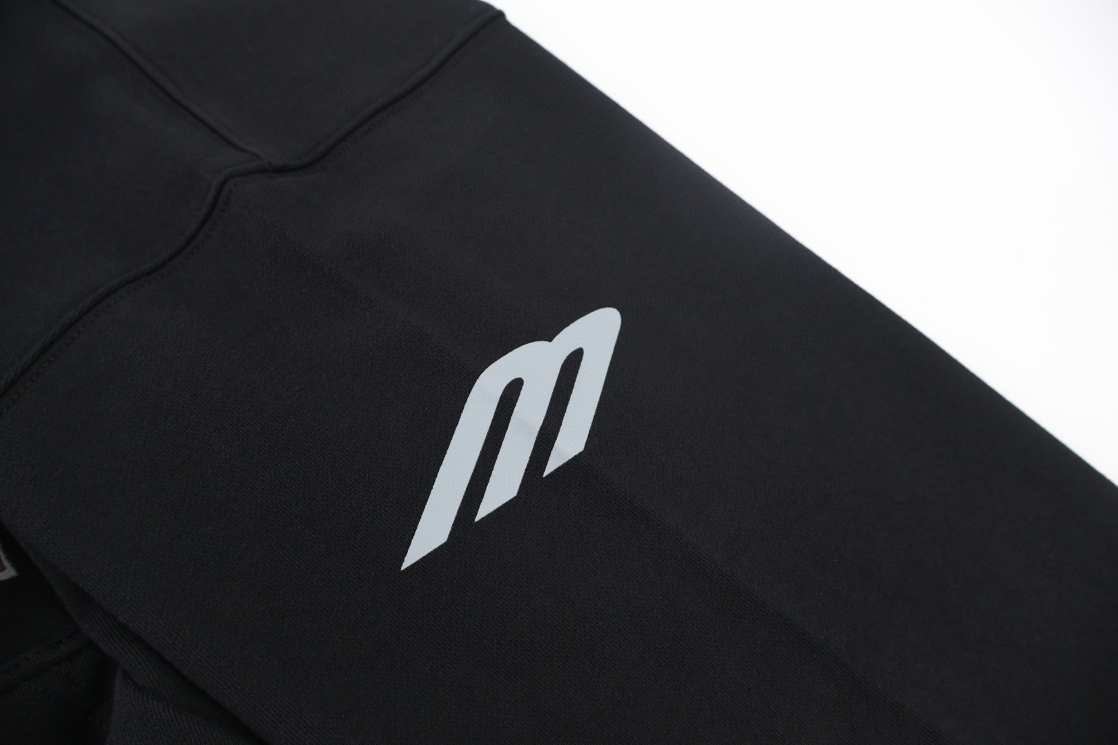 Balenciaga 巴黎世家 曼联合作系列3M刺绣连帽卫衣 夹克 外套 长袖 秋冬 灰色 黑色 蓝色 B0 827939TTVQ81461