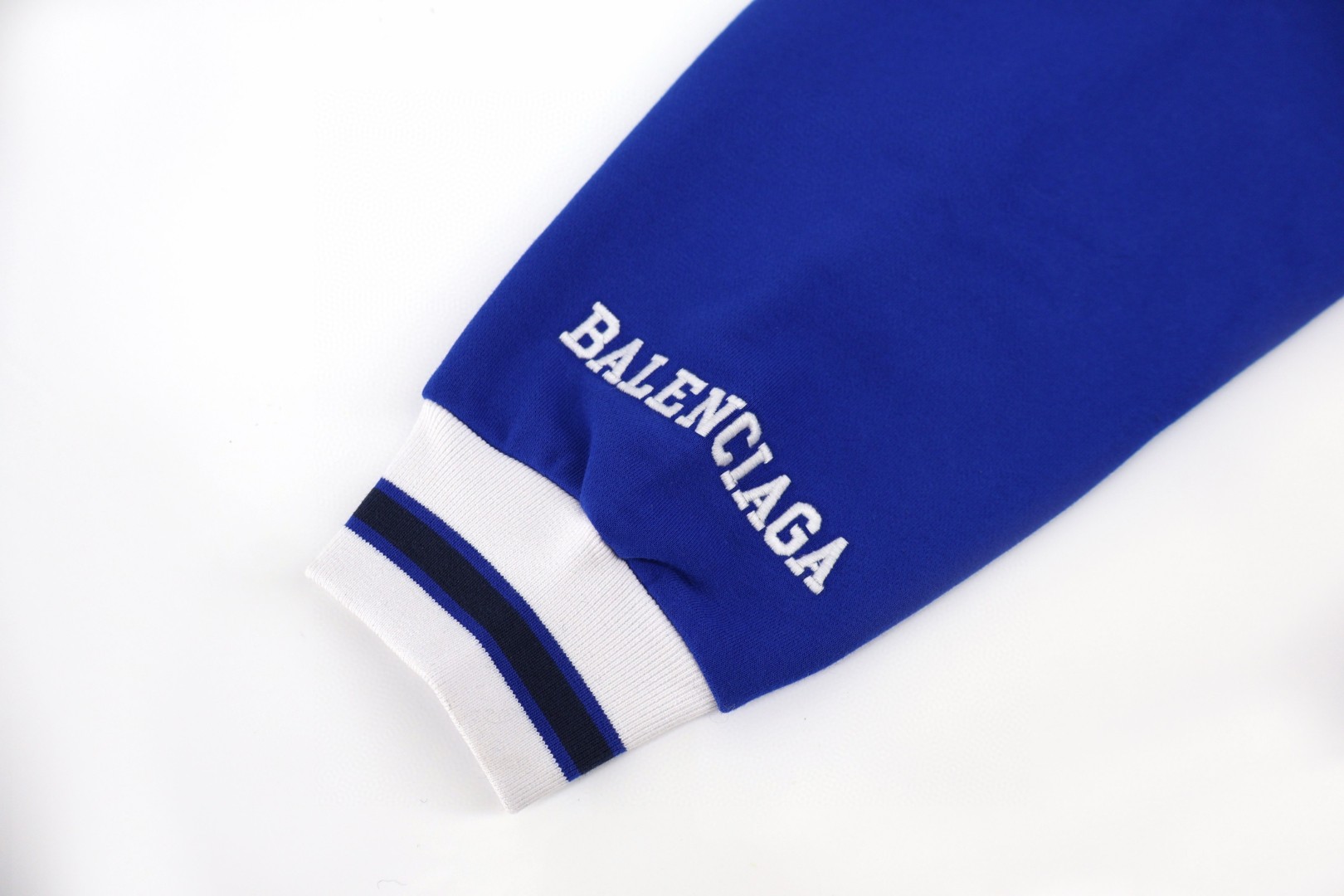 Balenciaga 巴黎世家 曼联合作系列3M刺绣连帽卫衣 夹克 外套 长袖 秋冬 灰色 黑色 蓝色 B0 827939TTVQ81461