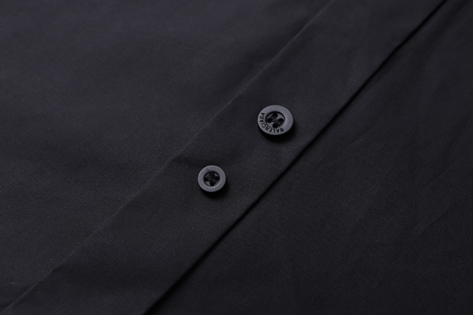 Balenciaga 巴黎世家 胶带印花衬衫 外套 长袖 黑色 A5 857809TRM281000