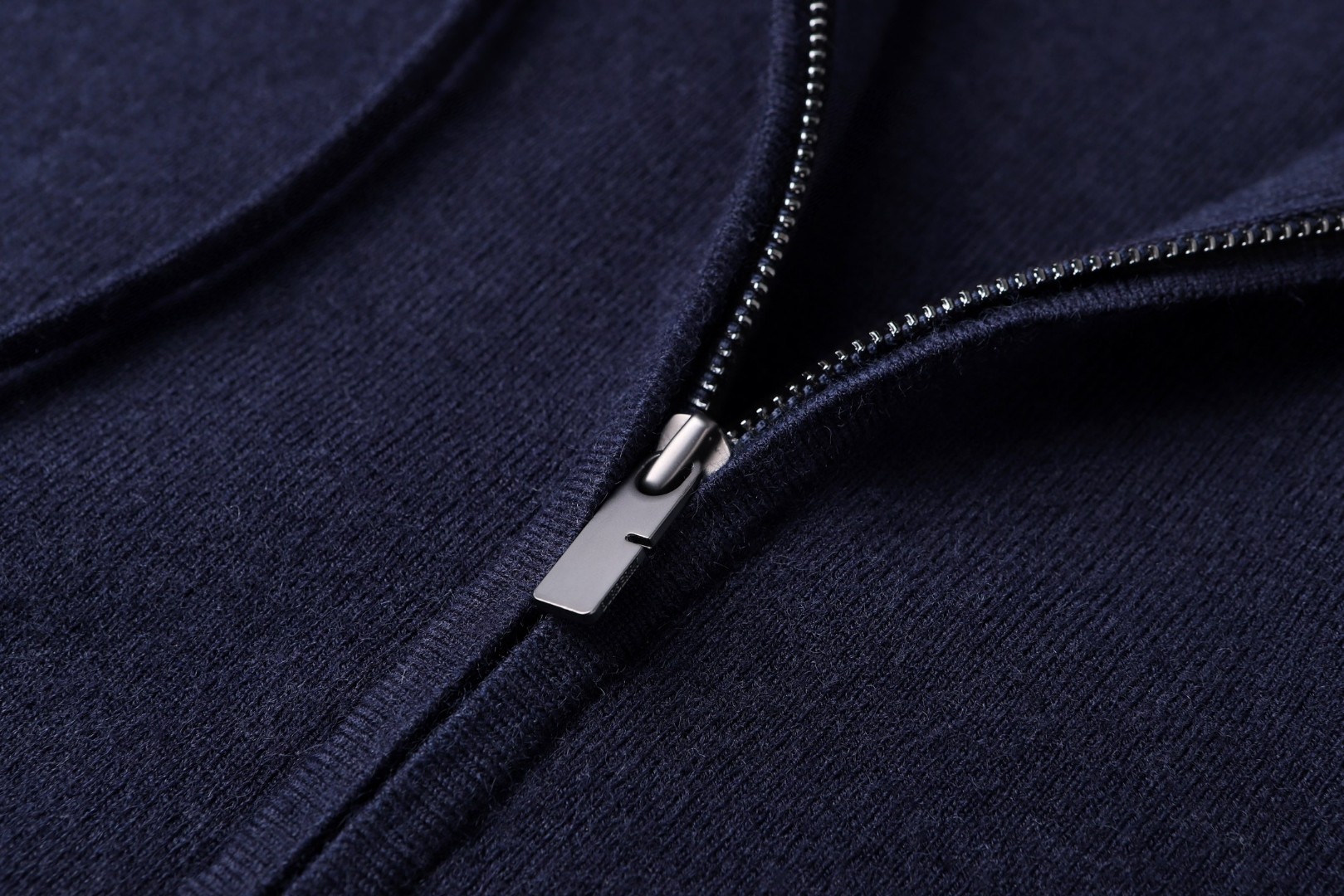 Burberry 巴宝莉 羊毛混纺拉链连帽外套 卫衣 长袖 灰色 蓝色 B0 81121341