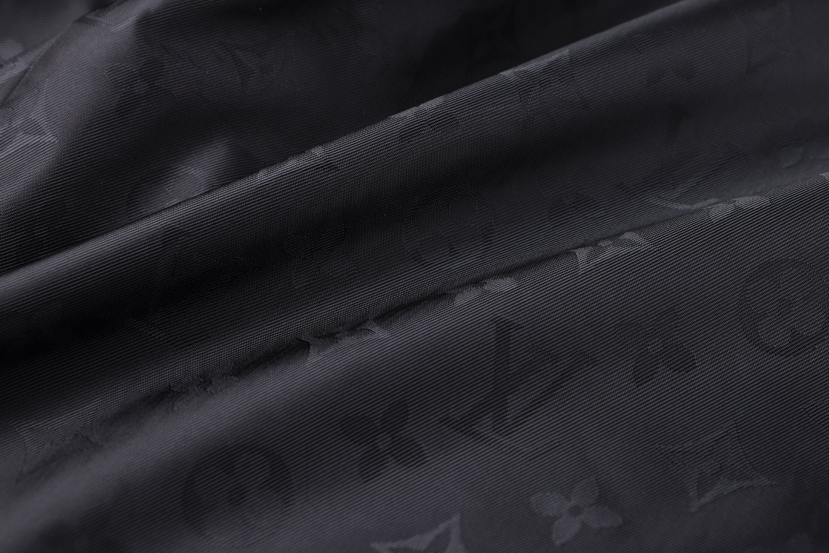 LOUIS VUITTON 路易威登 灯芯绒V领长袖外套 夹克 夜空蓝 B5 1AJBO0