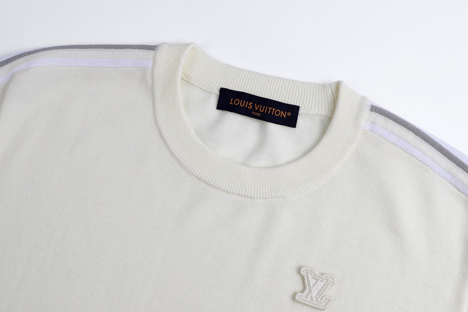 LOUIS VUITTON 路易威登 滑雪系列字母手臂花卉毛衣 针织衫 外套 白色 B0 1AJBW6