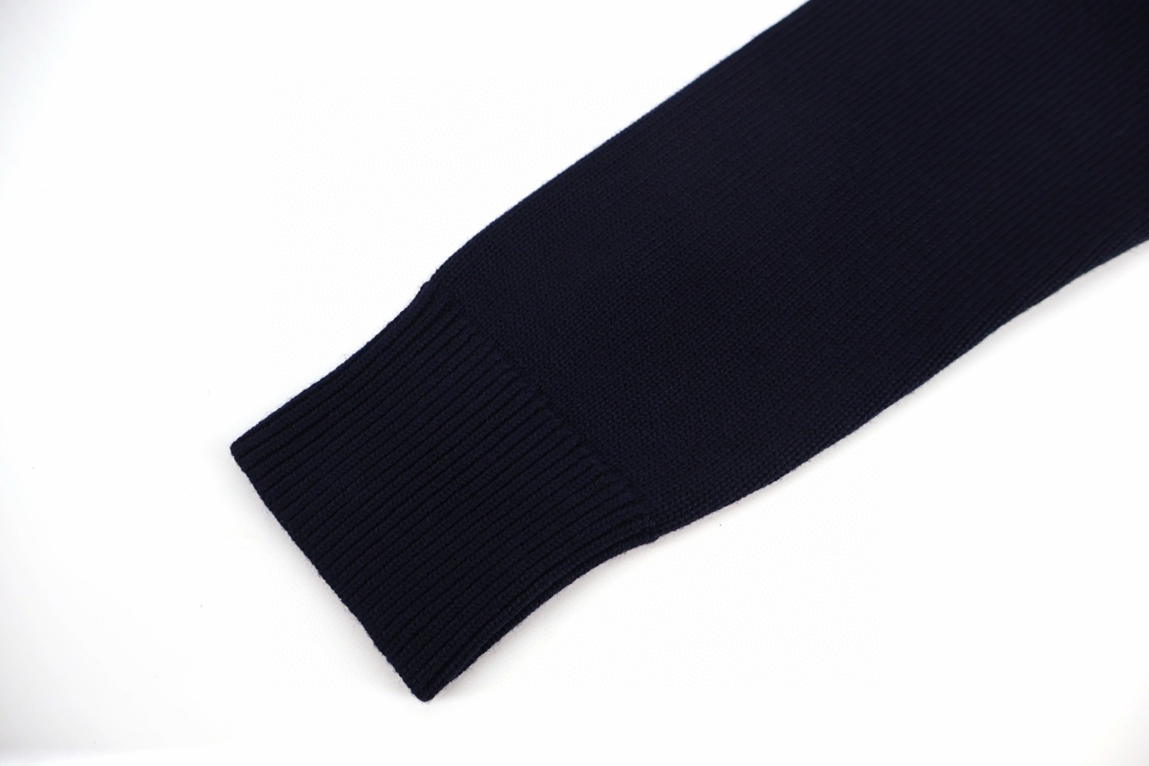 Moncler 蒙口 红刺绣毛衣 针织衫 秋冬 外套 深蓝色 B0 K10919C00008M1367780