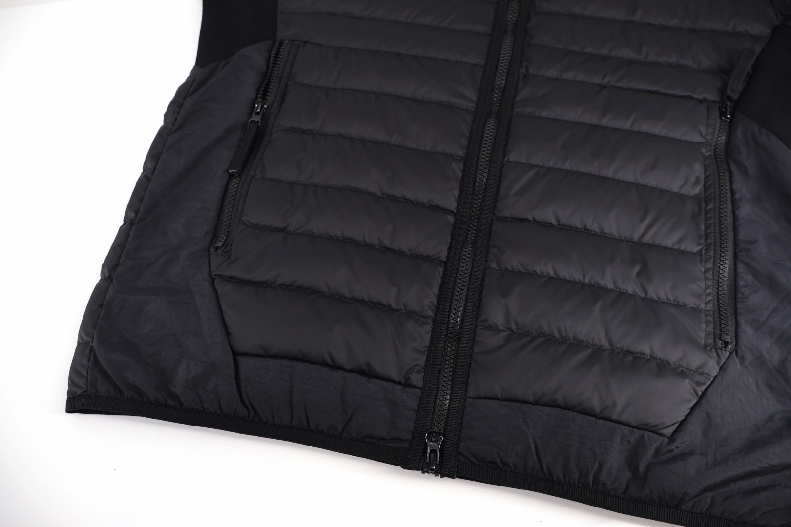 STONE ISLAND 石头岛 绗缝排骨羽绒服 外套 保暖 长袖 黑色 D0 K2S164100011S0024V0029