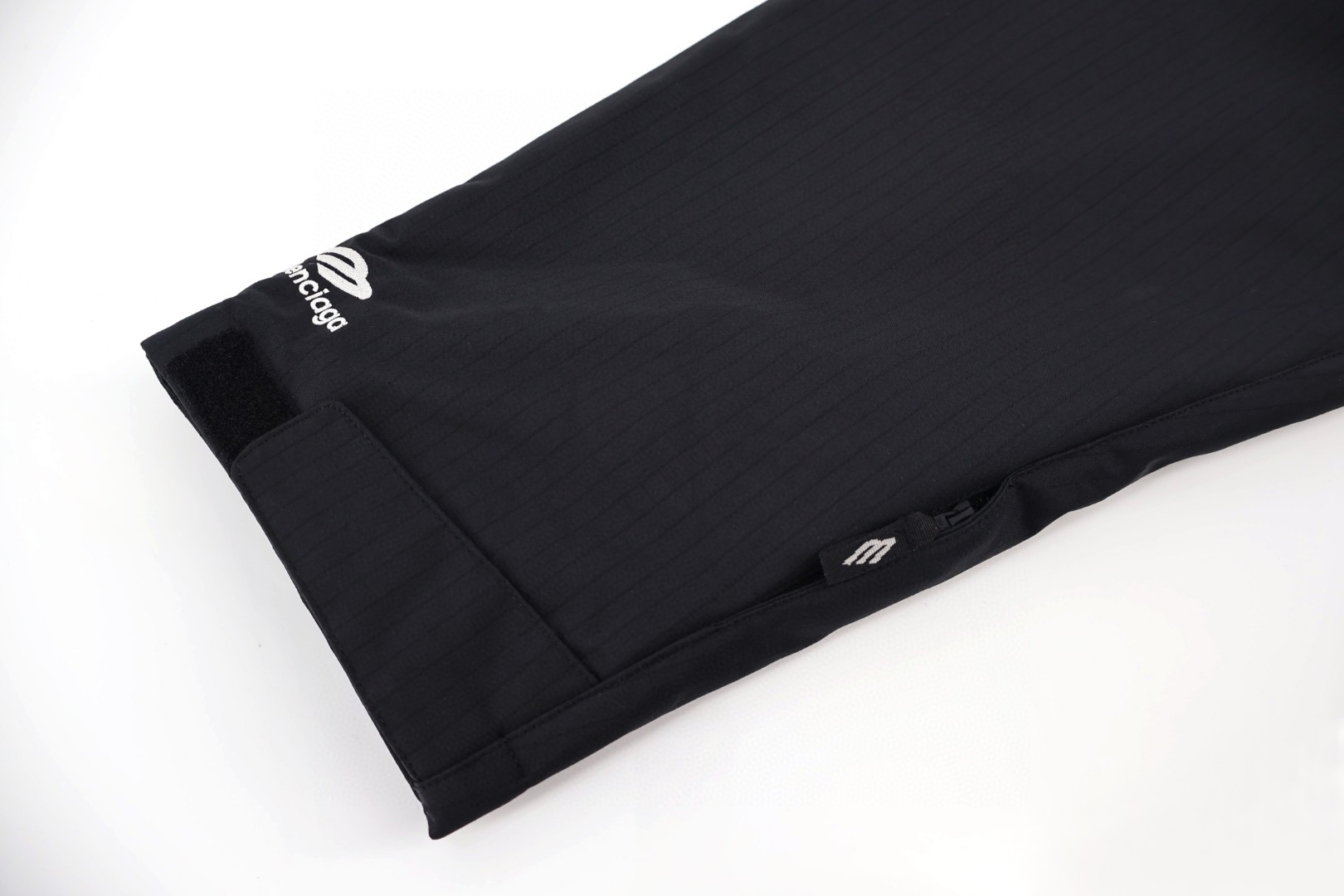 Balenciaga 巴黎世家 24FW 3B滑雪服冲锋衣 夹克 外套 长袖 黑色 D0 809473TPO411000