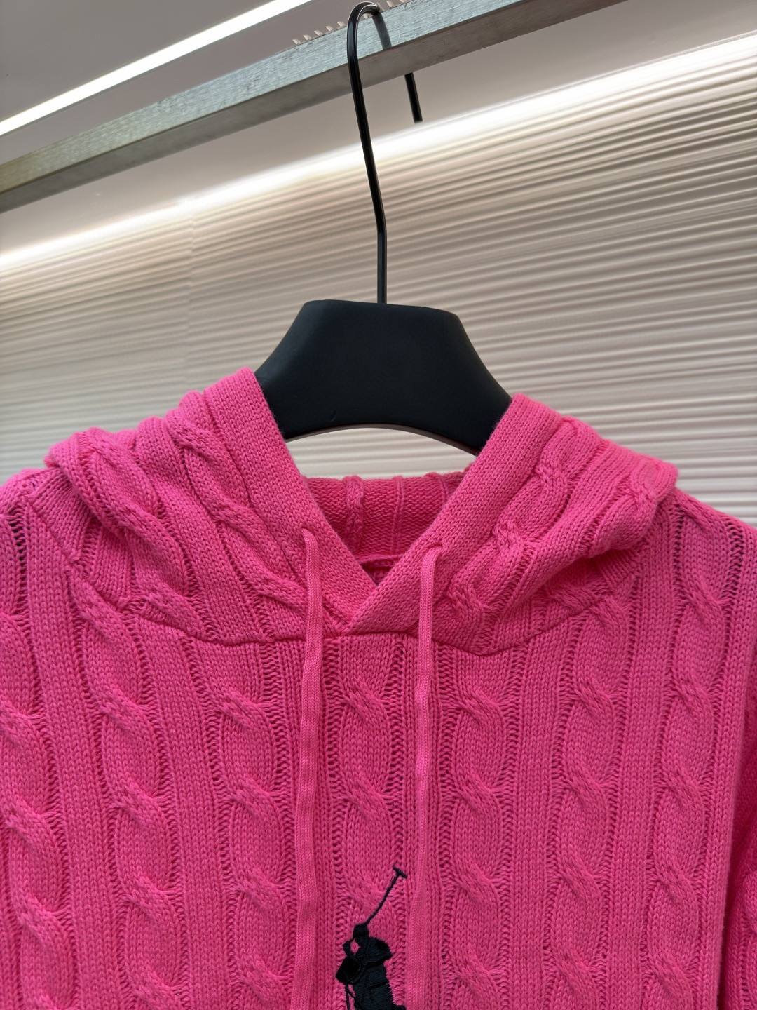 Ralph Lauren 拉夫劳伦 刺绣连帽绞花毛衣 针织衫 长袖 黑色 粉色 B0 211A90918-001