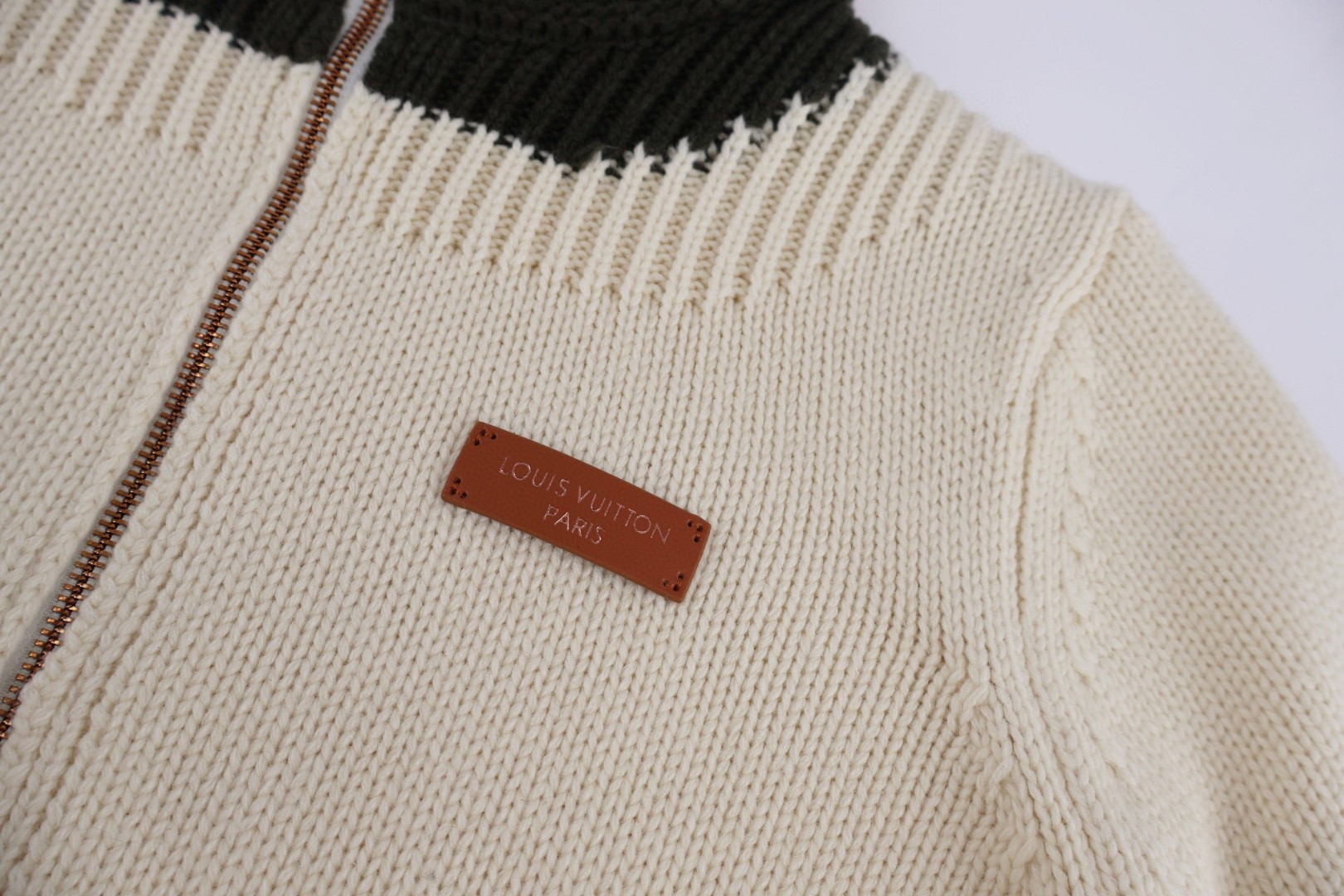 LOUIS VUITTON 路易威登 格纹领拉链针织衫 毛衣 夹克 外套 长袖 米色 B5 1AJUVP