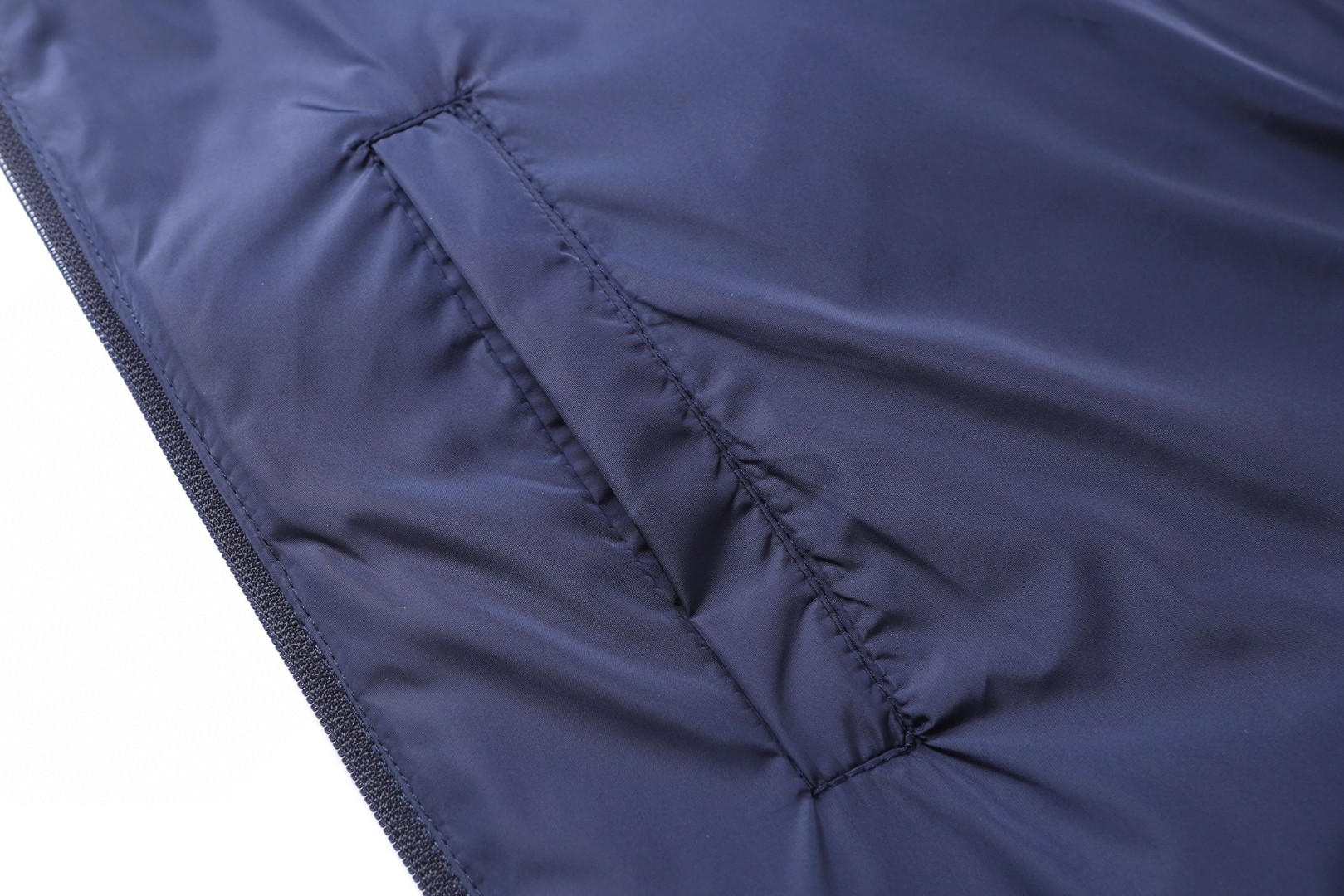 PRADA 普拉达 摇粒绒抽绳连帽外套 夹克 长袖 B0 